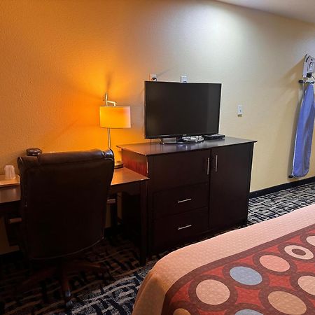 Super 8 By Wyndham Pasadena Ξενοδοχείο Εξωτερικό φωτογραφία