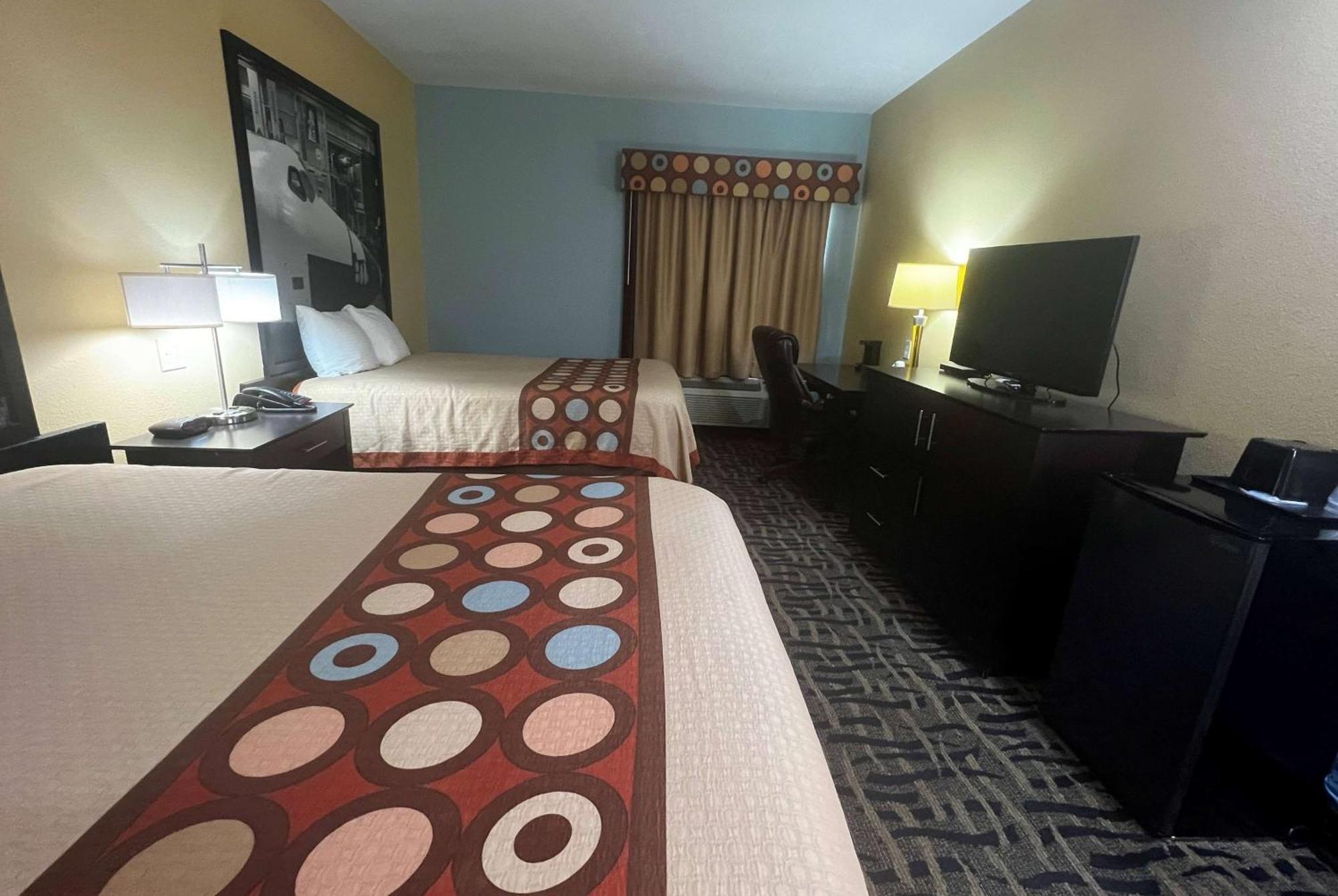 Super 8 By Wyndham Pasadena Ξενοδοχείο Εξωτερικό φωτογραφία